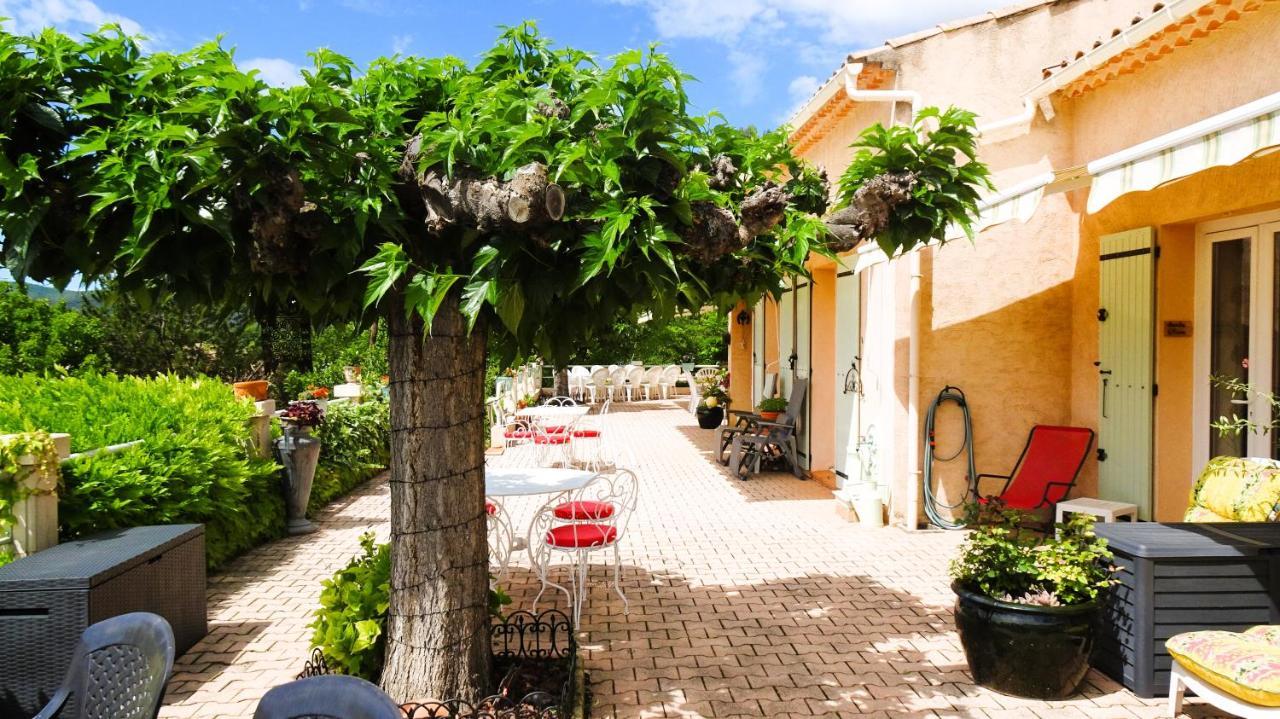 Bed and Breakfast La Bastide Des Roses Saint-Julien-d'Asse Экстерьер фото