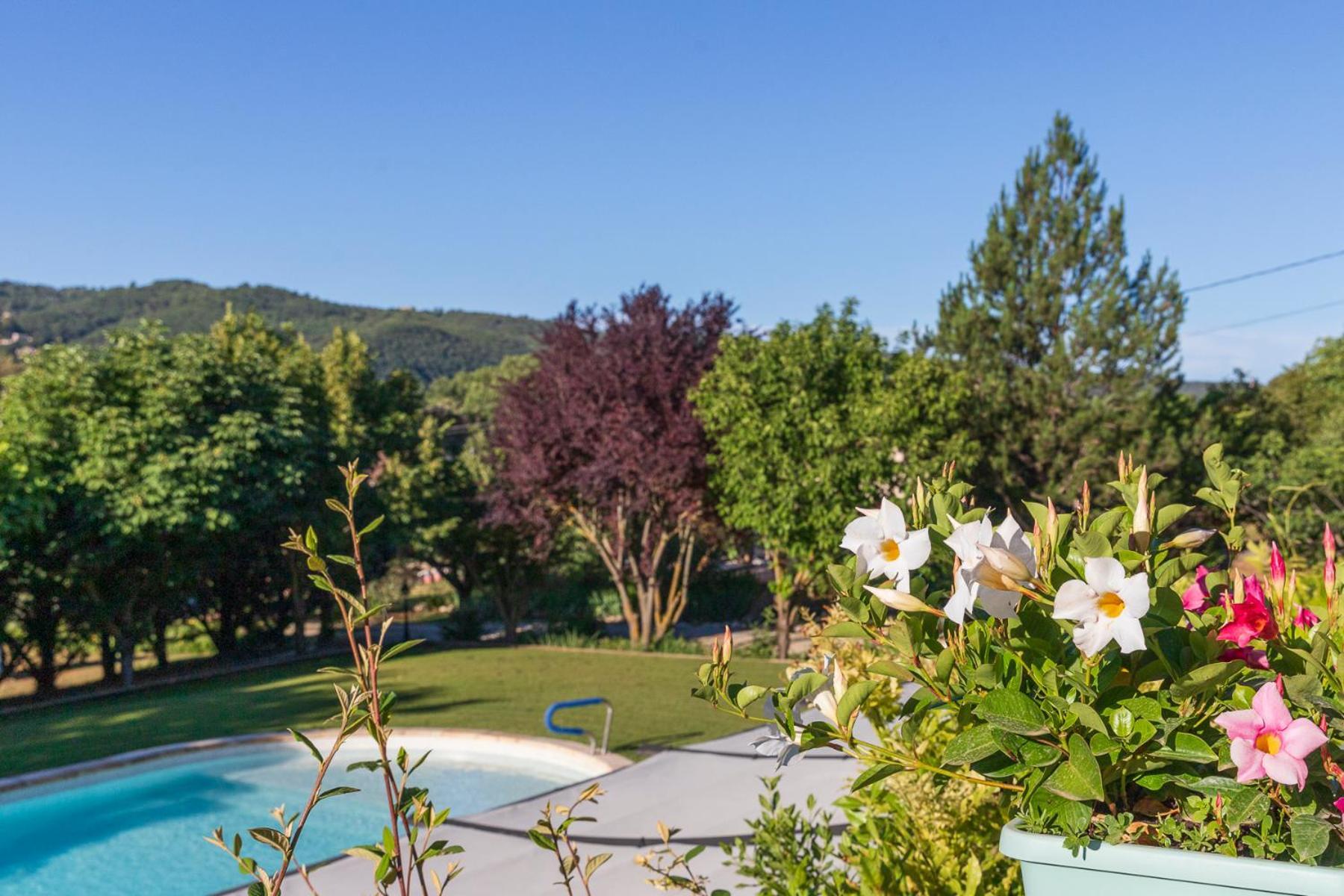 Bed and Breakfast La Bastide Des Roses Saint-Julien-d'Asse Экстерьер фото