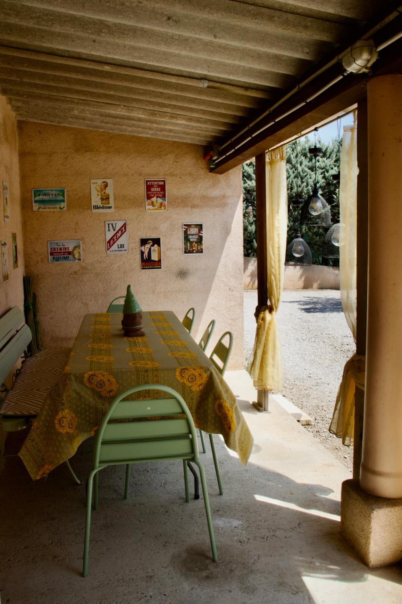 Bed and Breakfast La Bastide Des Roses Saint-Julien-d'Asse Экстерьер фото