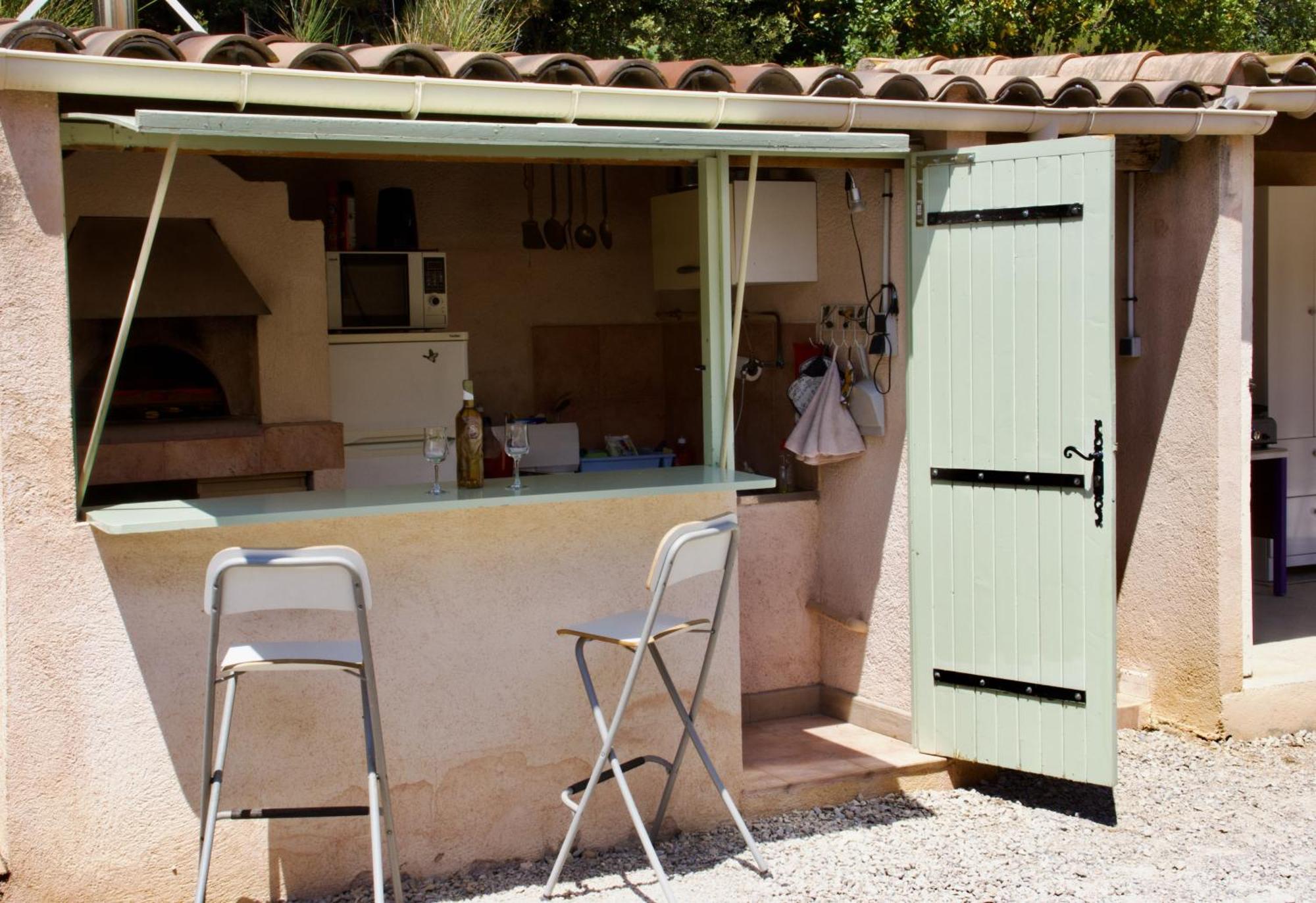 Bed and Breakfast La Bastide Des Roses Saint-Julien-d'Asse Экстерьер фото